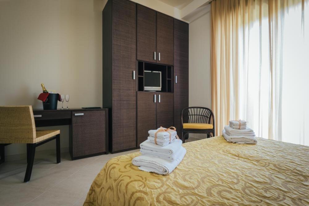 Hotel Costa Azul Балестрате Экстерьер фото