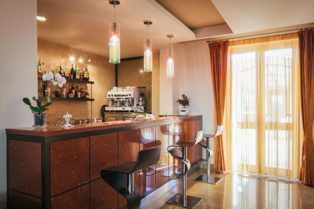 Hotel Costa Azul Балестрате Экстерьер фото